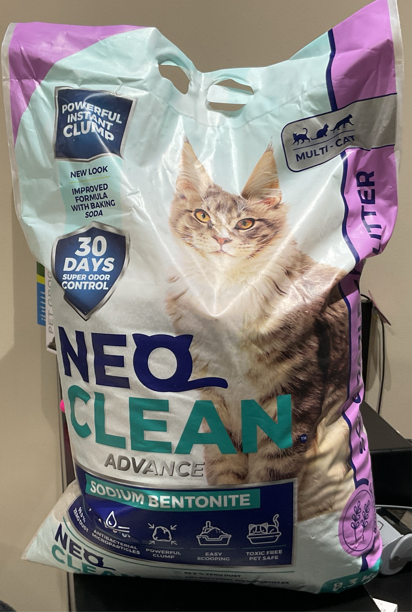 Arena para gato Neón Clean 8.3kg