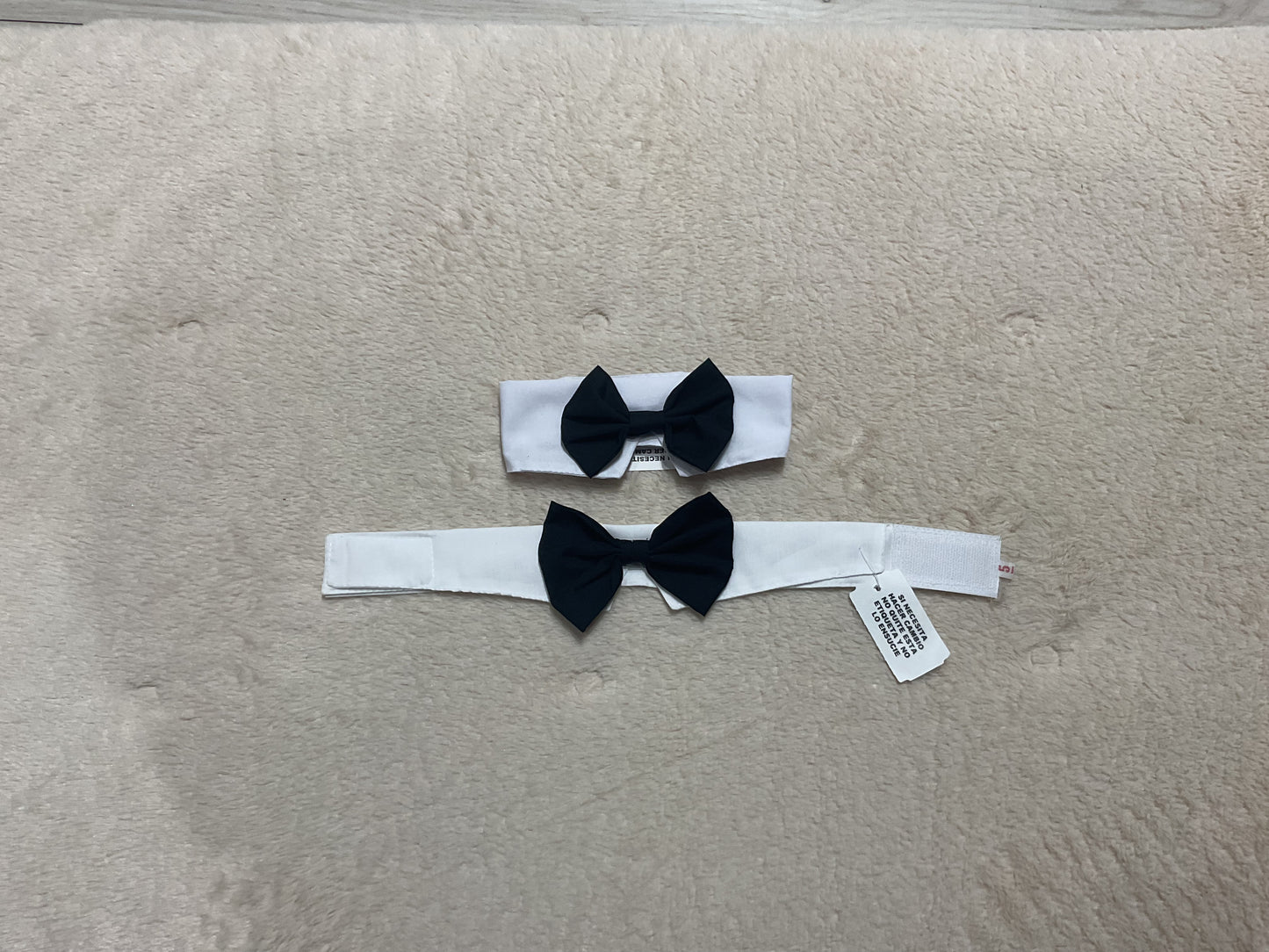 Corbatín con broche para mascota