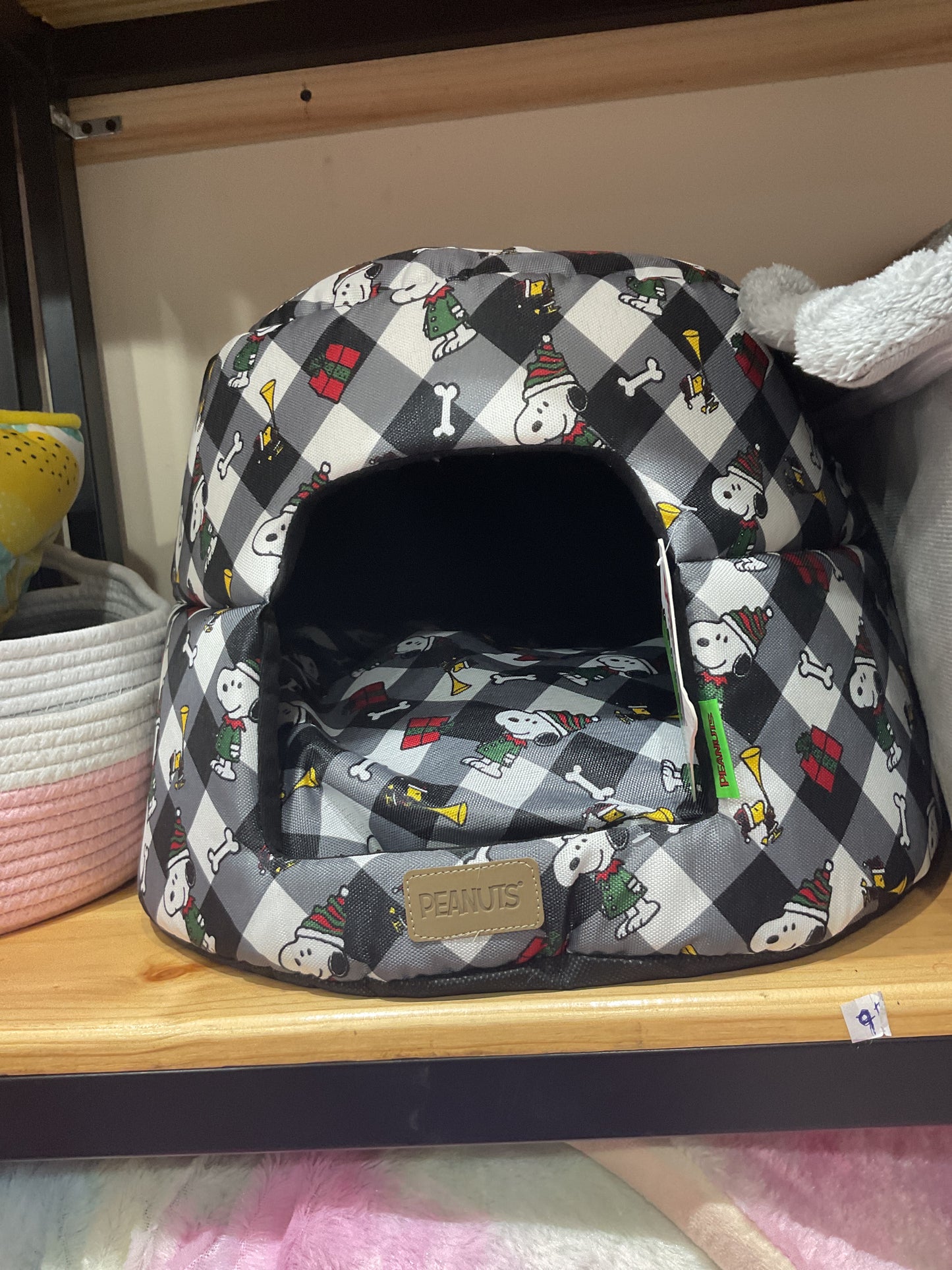 Cama cueva snopy vida de perro