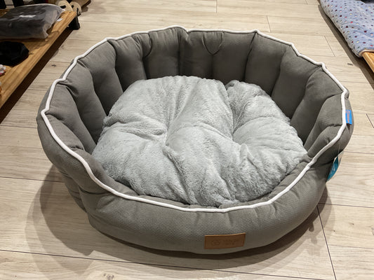 Cama gris vida de perro