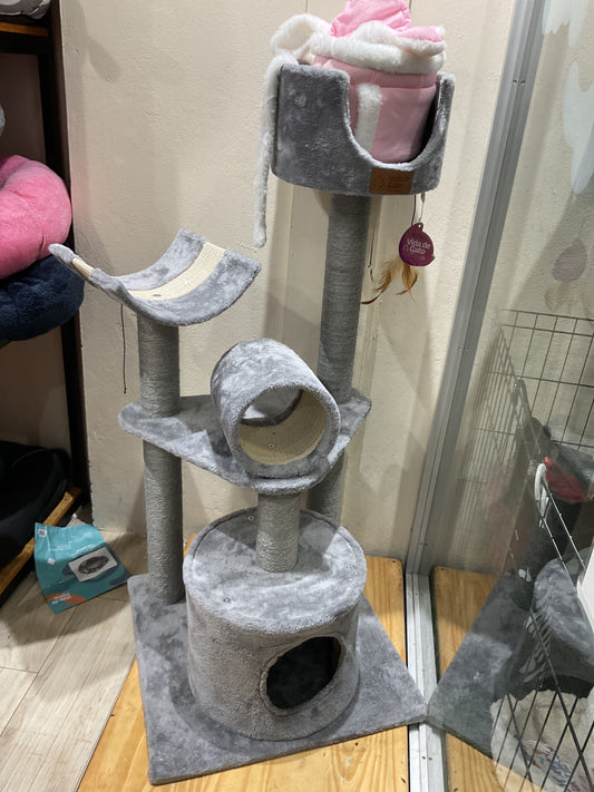 Rascador gris