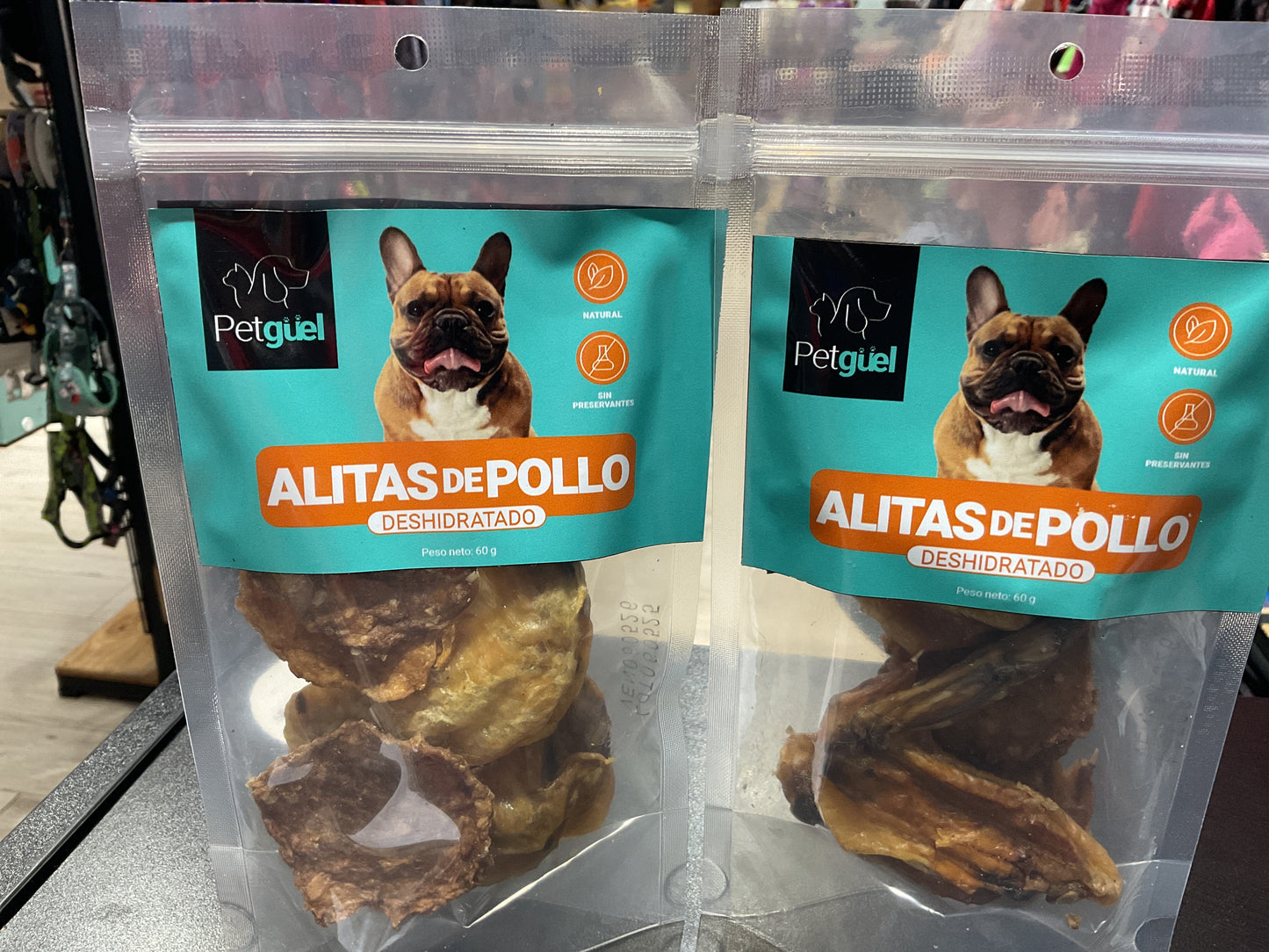 Alitas de pollo pet guel
