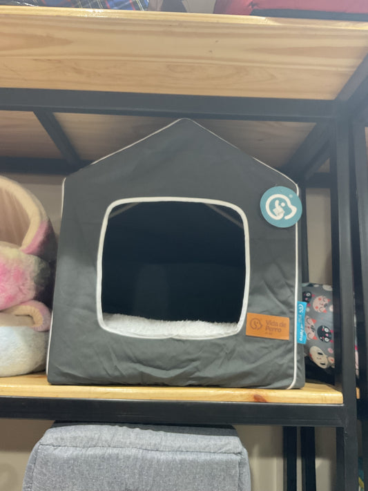 Cama en forma de casa