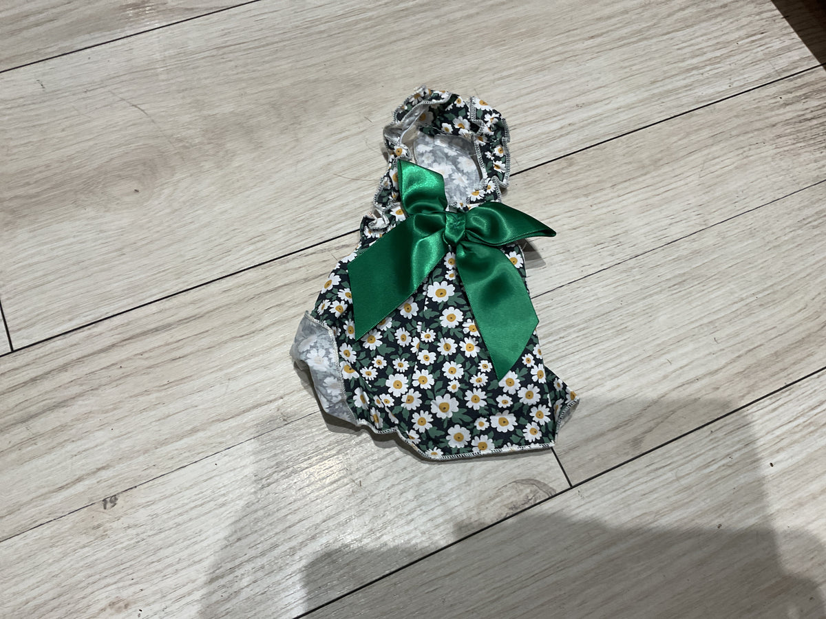 Vestido verde con flores