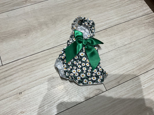 Vestido verde con flores