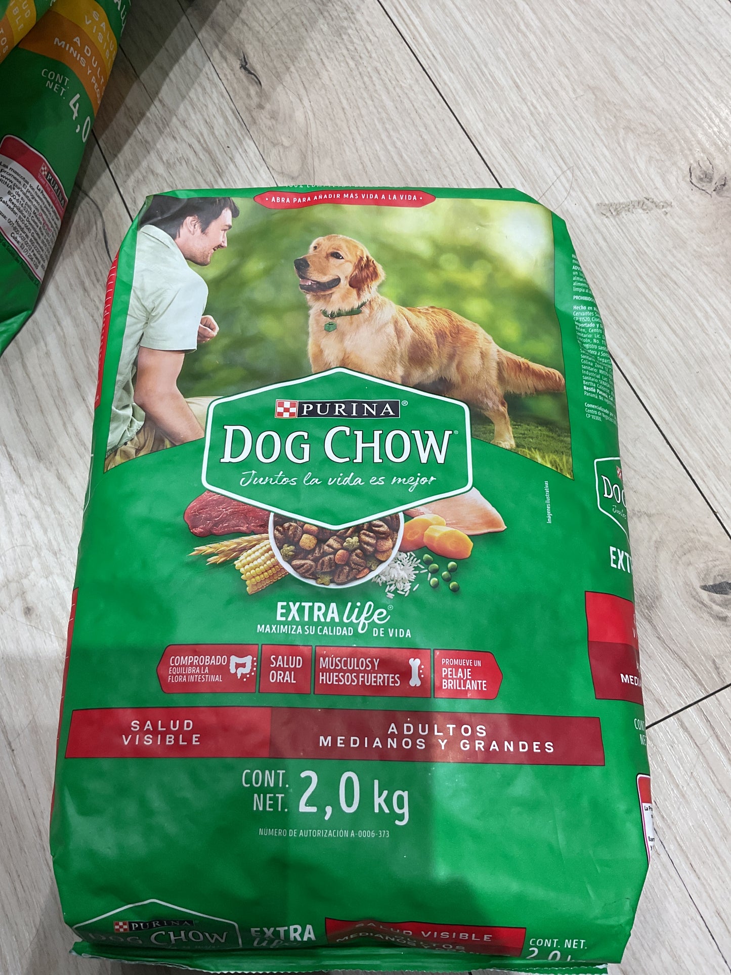 Dog Chow raza mediana grande 2kg